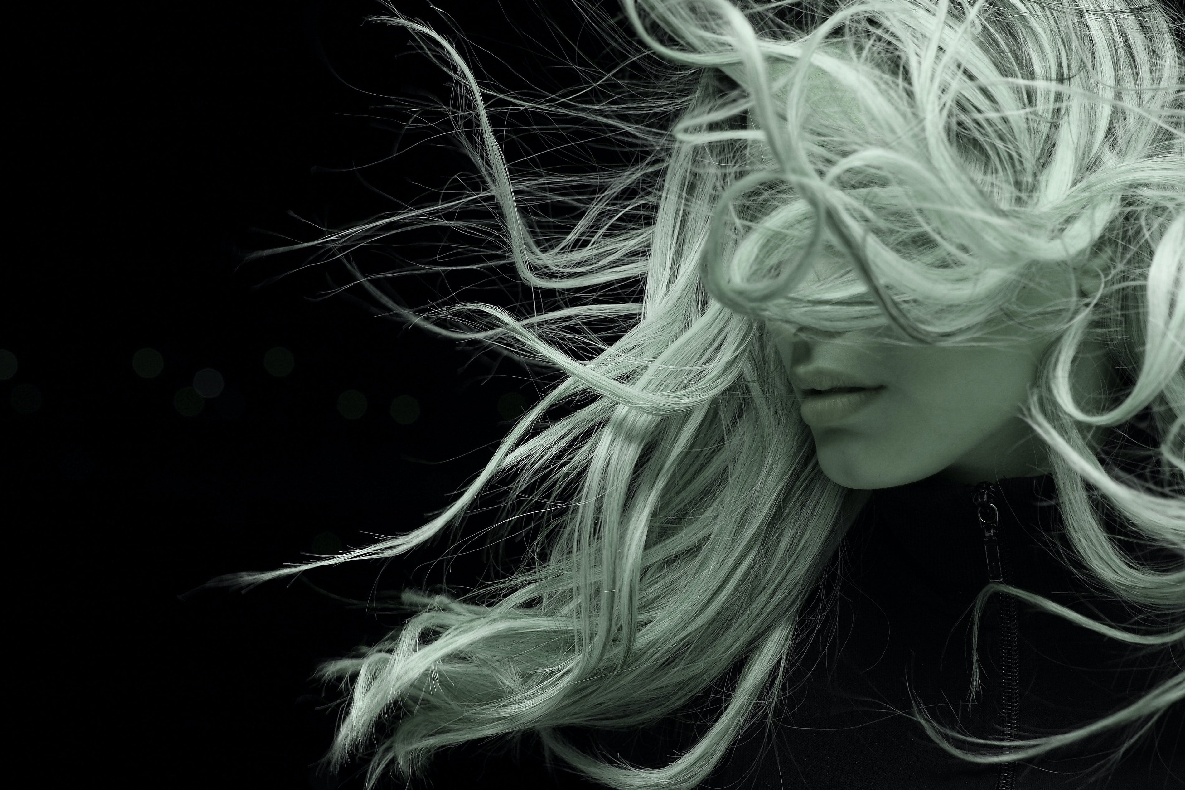 Scalp Care with ReFa FINE BUBBLE S
